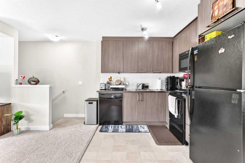 196-300 Marina Drive, Chestermere, AB - Indoor Photo Showing Kitchen