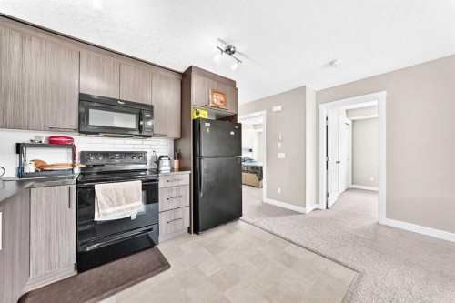 196-300 Marina Drive, Chestermere, AB - Indoor Photo Showing Kitchen