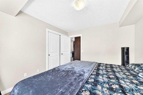 196-300 Marina Drive, Chestermere, AB - Indoor Photo Showing Bedroom