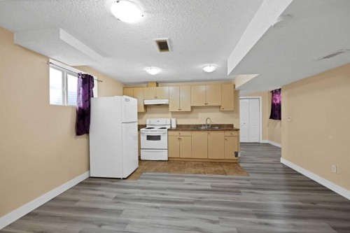 65 Taralake Terrace Ne, Calgary, AB - Indoor Photo Showing Kitchen