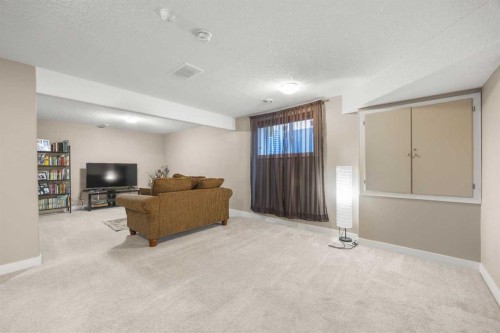 162 Sherwood Hill Nw, Calgary, AB - Indoor