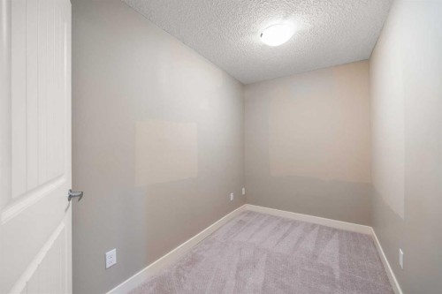162 Sherwood Hill Nw, Calgary, AB - Indoor Photo Showing Other Room