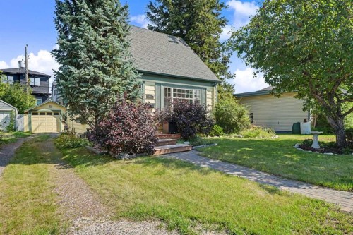 434 19 Street Nw, Calgary, AB - Outdoor