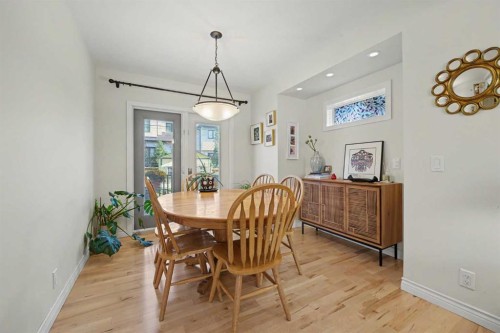 434 19 Street Nw, Calgary, AB - Indoor Photo Showing Dining Room