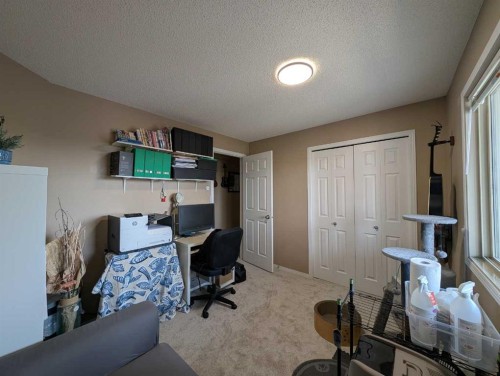 1421-8 Bridlecrest Drive Sw, Calgary, AB - Indoor Photo Showing Office