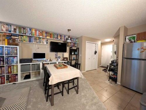 1421-8 Bridlecrest Drive Sw, Calgary, AB - Indoor Photo Showing Office