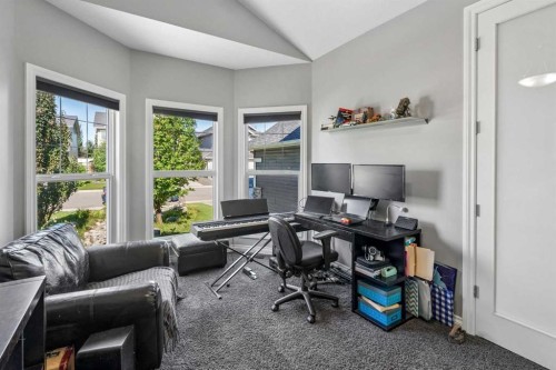 2257 Bayside Circle Sw, Airdrie, AB - Indoor Photo Showing Office