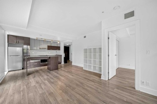 615 Confluence Way Se, Calgary, AB 