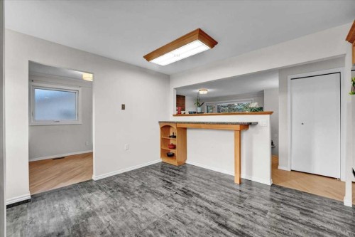 228 Nottingham Road Nw, Calgary, AB - Indoor Photo Showing Other Room