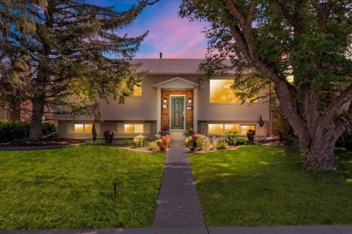 228 Nottingham Road Nw, Calgary, AB - Outdoor