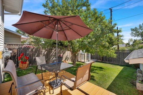 228 Nottingham Road Nw, Calgary, AB - Outdoor