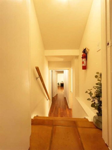 123 Sunmills Place Sw, Calgary, AB - Indoor Photo Showing Other Room