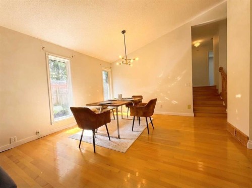 123 Sunmills Place Sw, Calgary, AB - Indoor
