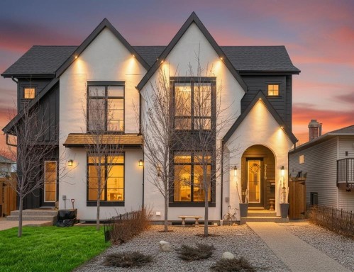 7712 36 Avenue Nw, Calgary, AB - Outdoor