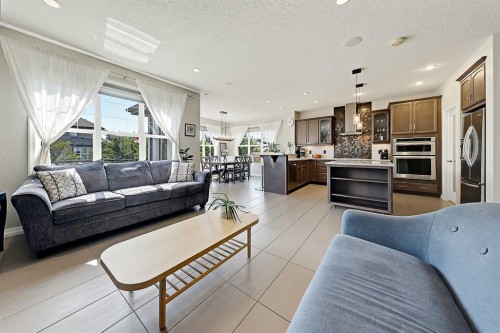71 Chaparral Valley Way Se, Calgary, AB - Indoor Photo Showing Living Room