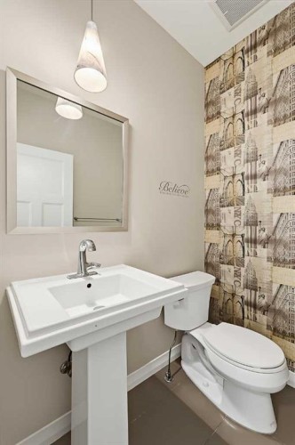 71 Chaparral Valley Way Se, Calgary, AB - Indoor Photo Showing Bathroom