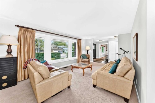 819 Parkwood Drive Se, Calgary, AB 