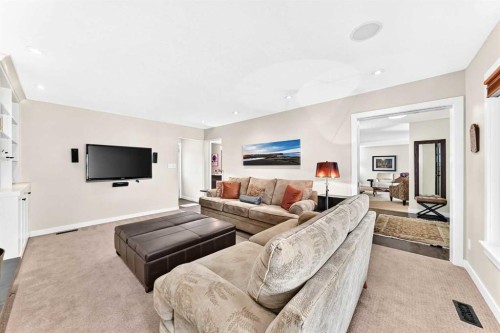 819 Parkwood Drive Se, Calgary, AB 