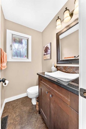 819 Parkwood Drive Se, Calgary, AB 