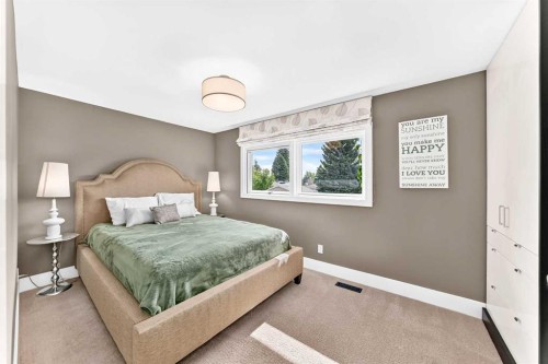 819 Parkwood Drive Se, Calgary, AB 