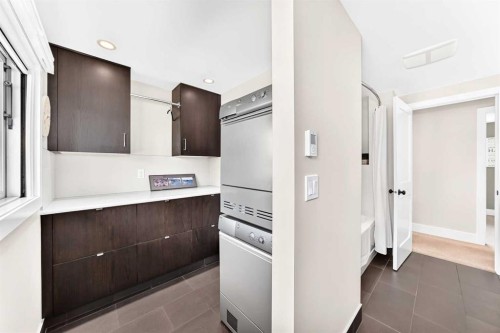 819 Parkwood Drive Se, Calgary, AB 