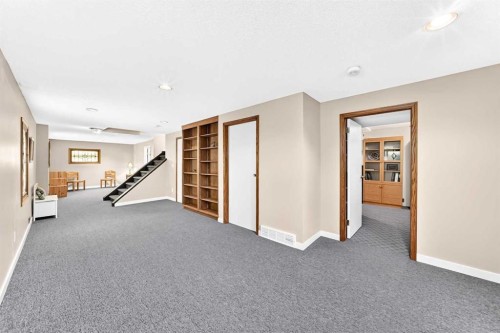 819 Parkwood Drive Se, Calgary, AB 