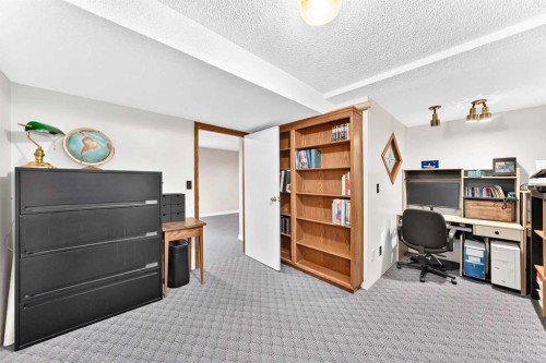 819 Parkwood Drive Se, Calgary, AB 