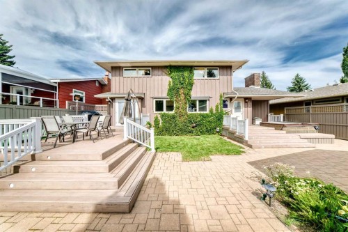 819 Parkwood Drive Se, Calgary, AB 