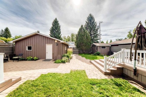 819 Parkwood Drive Se, Calgary, AB 
