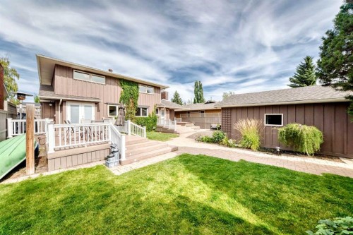 819 Parkwood Drive Se, Calgary, AB 