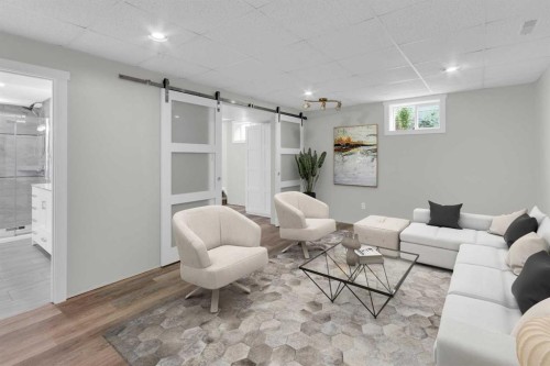 1 Thorncliffe Crescent Nw, Calgary, AB - Indoor