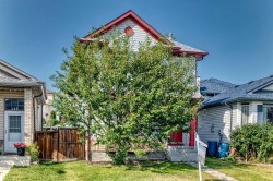 187 Arbour Meadows Close NWCalgary, AB T3G 5J3