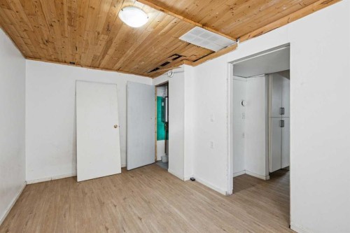 104 Falmere Way Ne, Calgary, AB - Indoor Photo Showing Other Room
