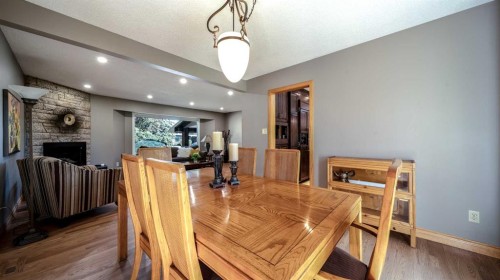 152 Mapleburn Drive Se, Calgary, AB 