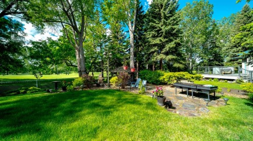 152 Mapleburn Drive Se, Calgary, AB 