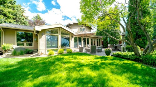 152 Mapleburn Drive Se, Calgary, AB 