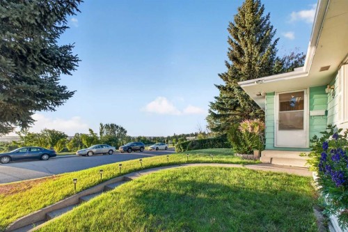 7035 Huntercrest Road Nw, Calgary, AB 