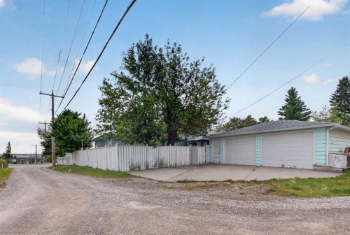 7035 Huntercrest Road Nw, Calgary, AB 