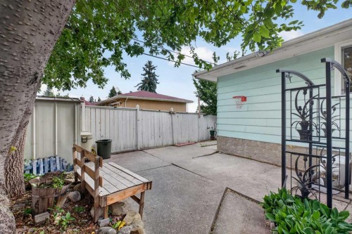 7035 Huntercrest Road Nw, Calgary, AB 