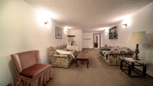42 Harrow Place Sw, Calgary, AB 