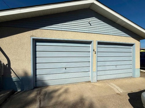 42 Harrow Place Sw, Calgary, AB 