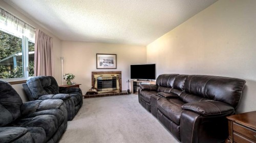 42 Harrow Place Sw, Calgary, AB 