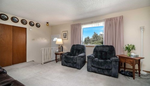 42 Harrow Place Sw, Calgary, AB 