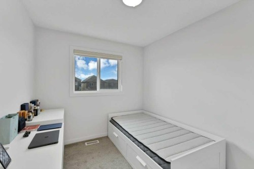 25 Savanna Manor Ne, Calgary, AB - Indoor