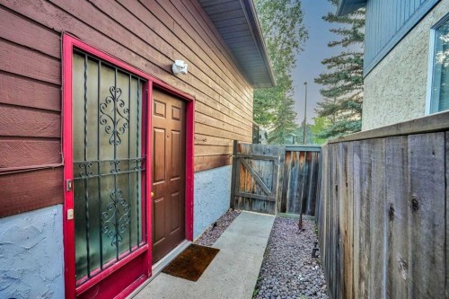 3429 Cedarille Drive Sw, Calgary, AB - Outdoor With Exterior