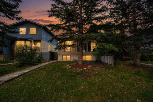 3429 Cedarille Drive Sw, Calgary, AB - Outdoor