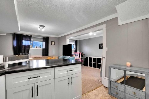 3429 Cedarille Drive Sw, Calgary, AB - Indoor