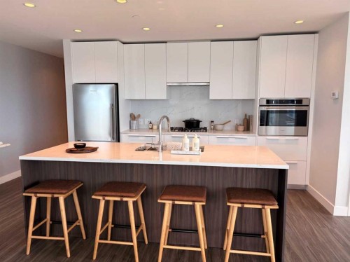 530 3 Street SE, Calgary, AB T2G 2L8 2