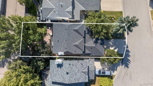 113 Riverview Court West, Calgary, AB - Outdoor