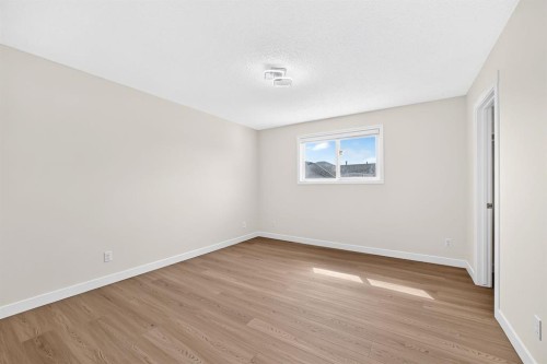 143 Applewood Drive Se, Calgary, AB - Indoor Photo Showing Other Room